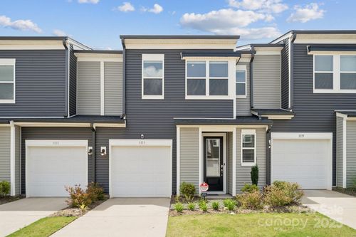 3115 Hutton Gardens Ln, Charlotte, NC, 28269-4912 | Card Image