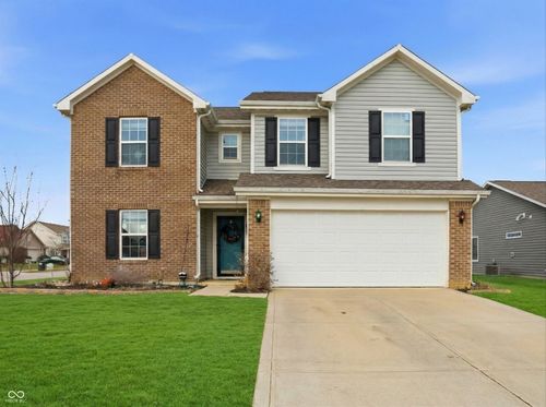 2202 Silver Spoon Dr, Greenfield, IN, 46140-5550 | Card Image