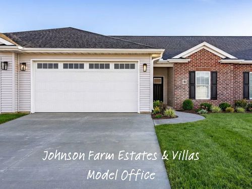 26 Frank Ct, Leclaire, IA, 52753-9817 | Card Image