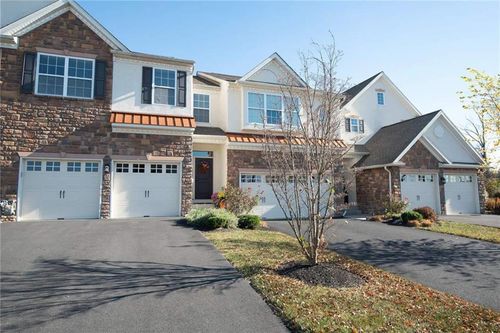 4476 Lenni Circle, Upper Milford Twp, PA, 18049 | Card Image