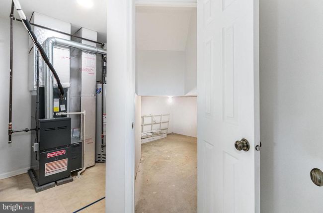 192 Crescent Dr, Townhouse with 2 bedrooms, 2 bathrooms and null parking in Hershey PA | Image 23