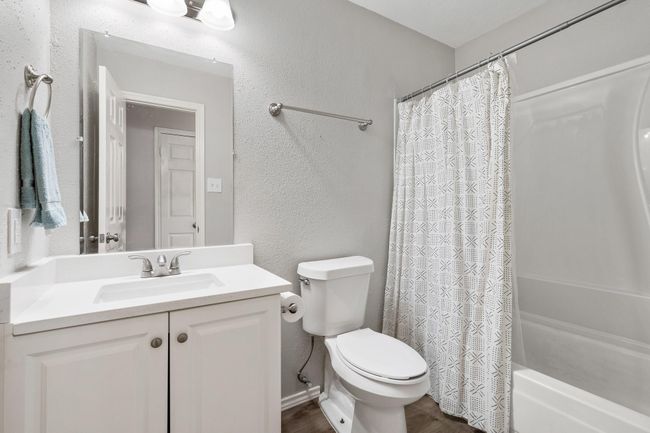 31311 N Head Dr, House other with 3 bedrooms, 2 bathrooms and 2 parking in Spring TX | Image 23