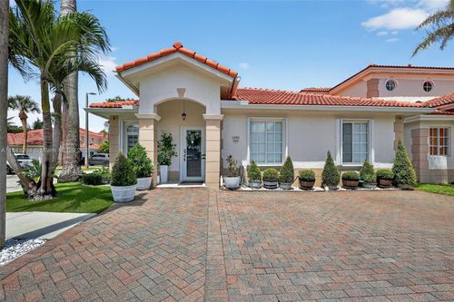 apt-100-7291 Nw 173rd Dr, Hialeah, FL, 33015-8408 | Card Image