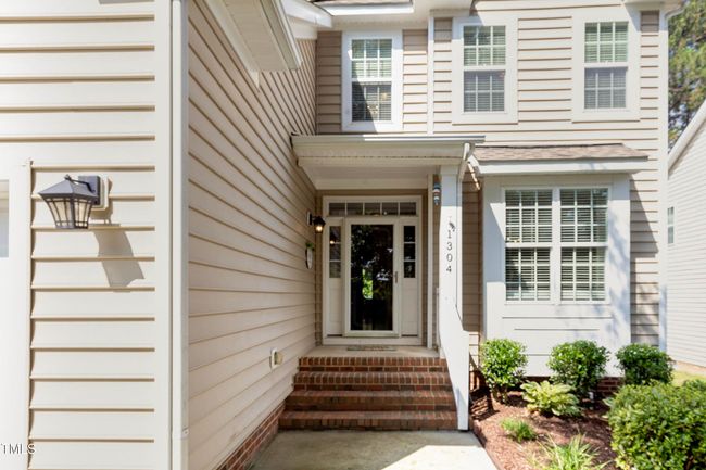 Front Door | Image 9