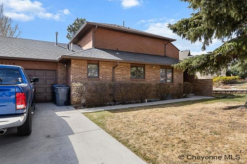 5104 Syracuse Rd, Cheyenne, WY, 82009-4793 | Card Image