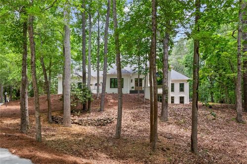 12995 Bucksport Dr, Roswell, GA, 30075-6319 | Card Image