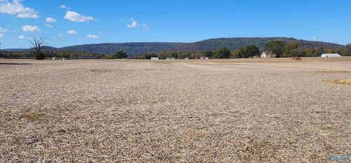 140 Beshears Dr Se, Huntsville, AL, 35803-6419 | Card Image