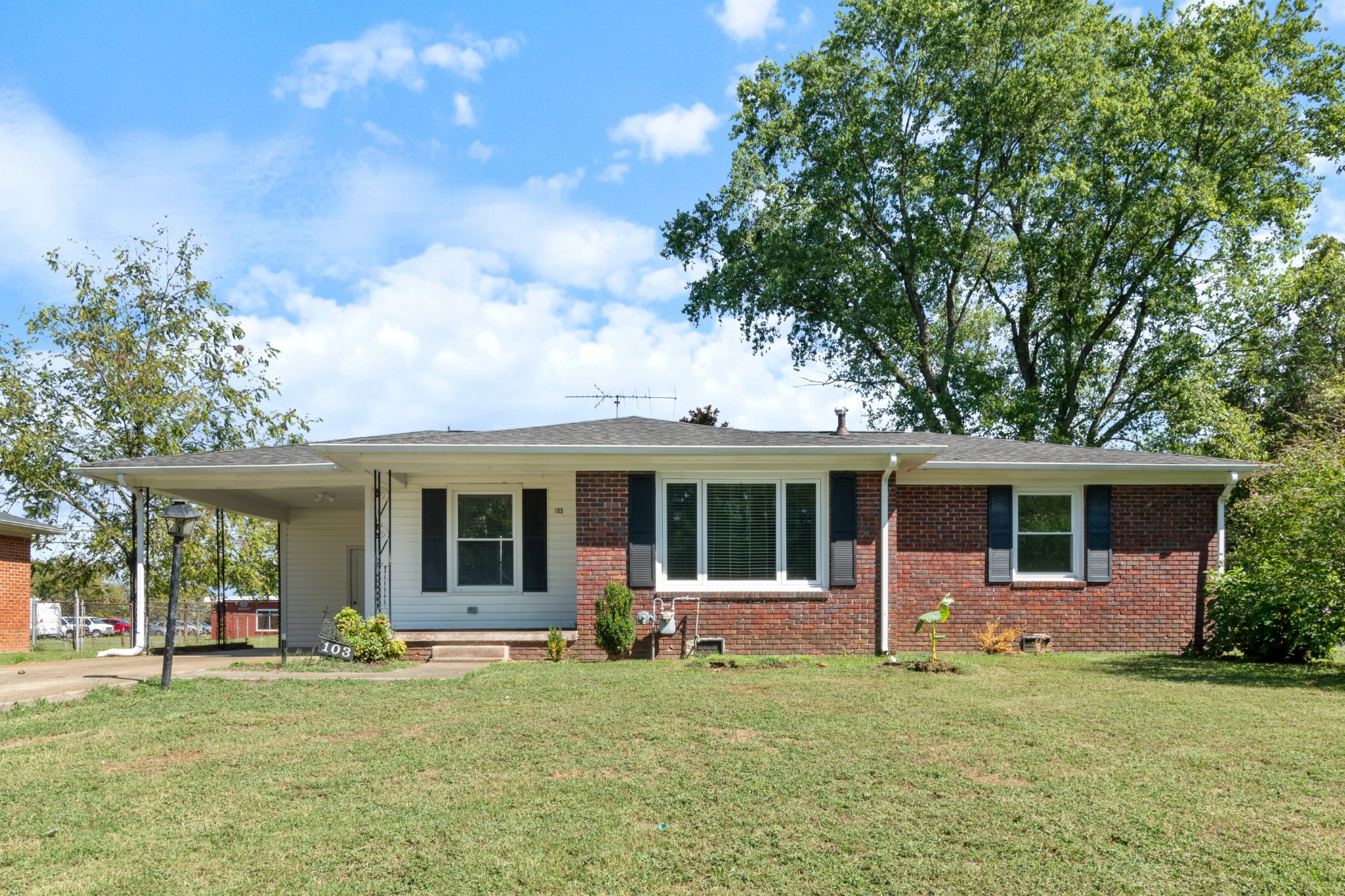 Bernhardt Blvd, Columbia, TN 38401