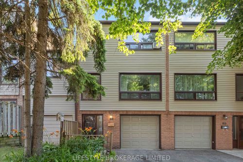 10 The Bridle Path, Bowmanville, ON, L1C3W1 | Card Image