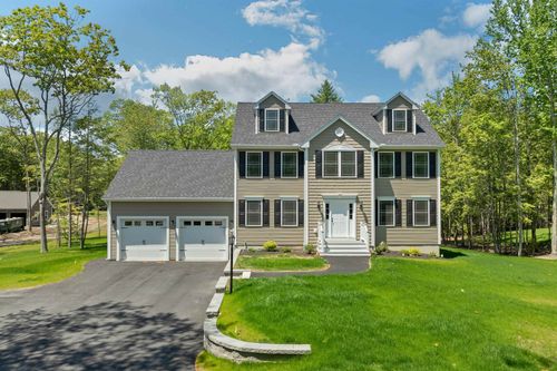 15 Bald Hill Rd, Raymond, NH, 03077-1904 | Card Image