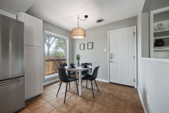 1406 Radam Cir, House other with 3 bedrooms, 2 bathrooms and 4 parking in Austin TX | Image 13