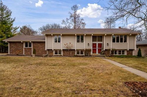 3087 Cheroakwood Ln, Rockford, IL, 61114-6249 | Card Image