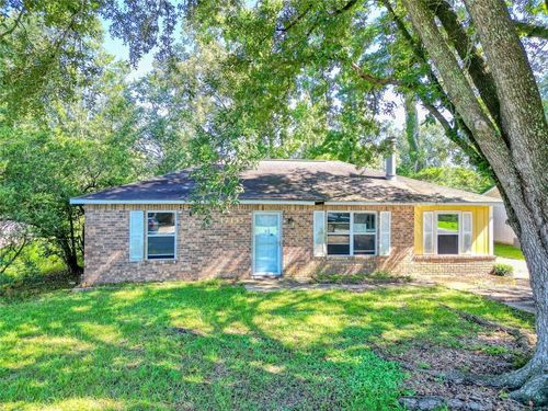 17133 Lawnside Ave, Greenwell Springs, LA, 70739-5234 | Card Image