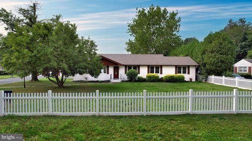 1659 E Walnut Rd, Vineland, NJ, 08361-6035 | Card Image
