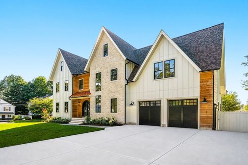 33 Harbor View Park, Milton, MA, 02186-5821 | Card Image