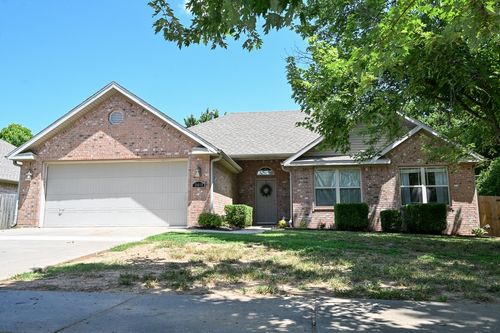 3492 W Clearwood Dr, Fayetteville, AR, 72704-6127 | Card Image