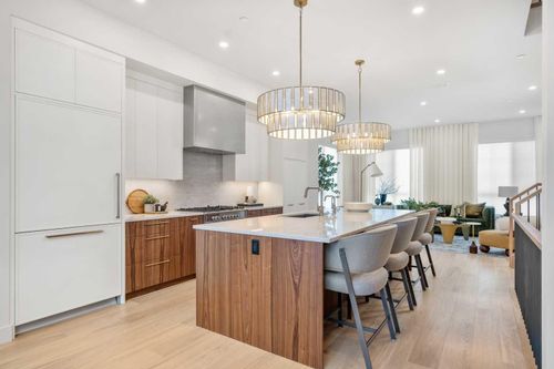 40 Greenwich Heath Nw, Calgary, AB, T3B6P3 | Card Image