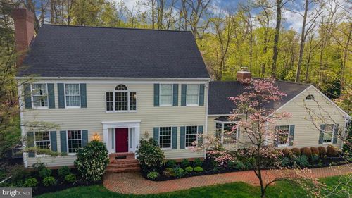 2111 Knox Ave, Reisterstown, MD, 21136-5614 | Card Image