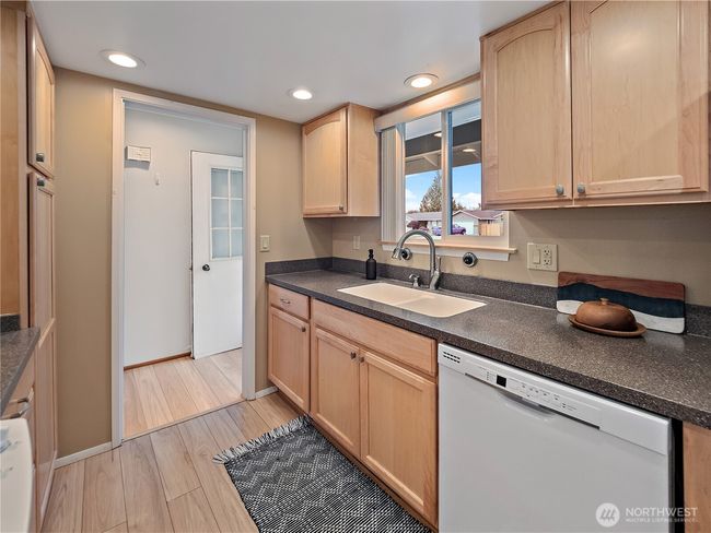 710 Charwila Ln, House other with 3 bedrooms, 1 bathrooms and 4 parking in Enumclaw WA | Image 4