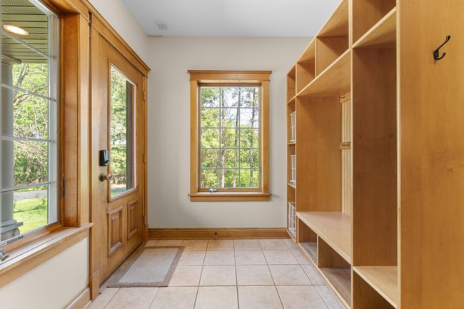 Mudroom | Image 26