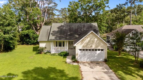 6112 Horton Rd, Oriental, NC, 28571-9302 | Card Image