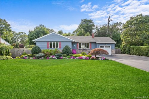 476 Sayville Blvd, Sayville, NY, 11782-2016 | Card Image