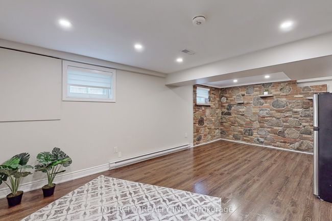 122 Rutherford Rd N, House other with 5 bedrooms, 2 bathrooms and 6 parking in Brampton ON | Image 21