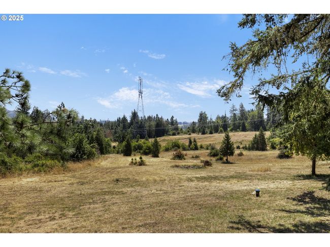 32810 Sisters Loop, House other with 3 bedrooms, 2 bathrooms and 2 parking in Eugene OR | Image 8
