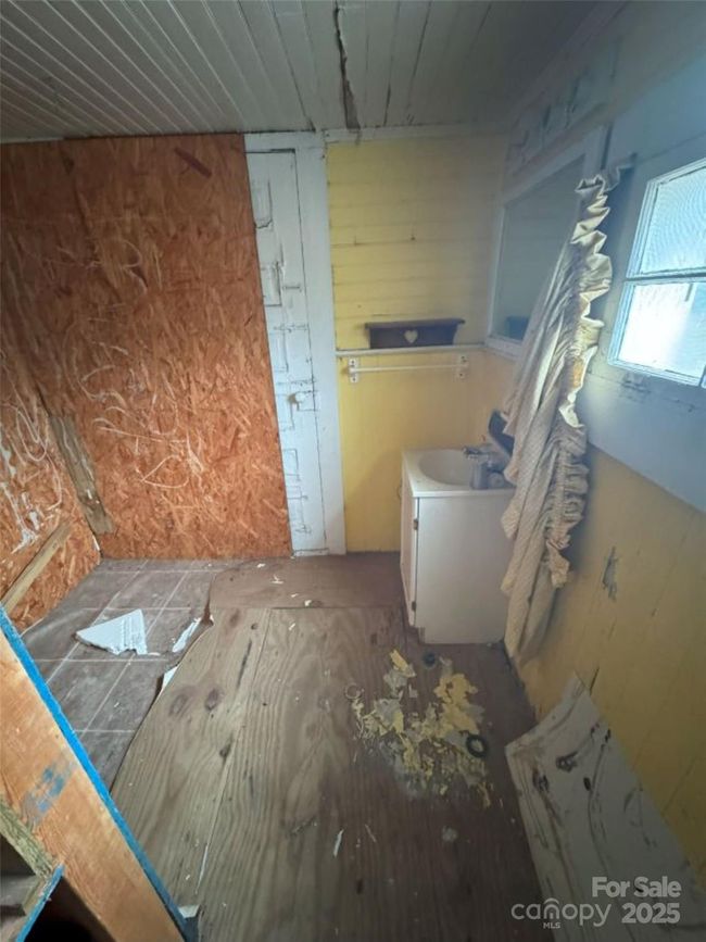 226 Huger St, House other with 4 bedrooms, 2 bathrooms and null parking in Cheraw SC | Image 15