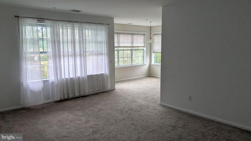 528 Timberlake Drive, Ewing, NJ, 08618 | Card Image