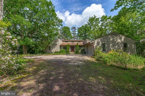 109 Kingfisher Cir, Weems, VA, 22576-2105 | Card Image