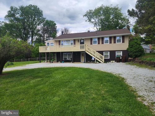 9 Snow Bird Trl, Fairfield, PA, 17320-8525 | Card Image