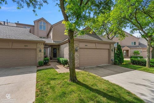 26031 Harbour Pointe Dr N, Harrison Township, MI, 48045-3298 | Card Image