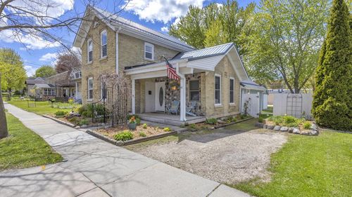 42 S Milwaukee Street, Plymouth, WI, 53073 | Card Image