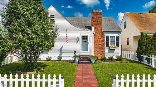 2504 Liberty St, Parkersburg, WV, 26101-2841 | Card Image