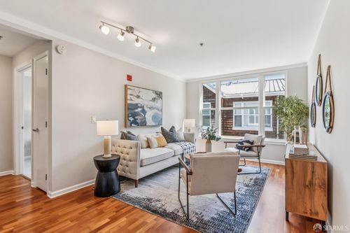 235-2001 Mcallister St, San Francisco, CA, 94118-4444 | Card Image