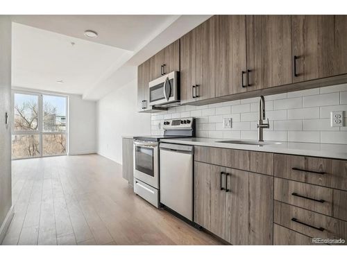 303-3575 Chestnut Pl, Denver, CO, 80216-3874 | Card Image