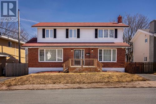 7 Cormack St, St. John's, NL, A1E4E2 | Card Image