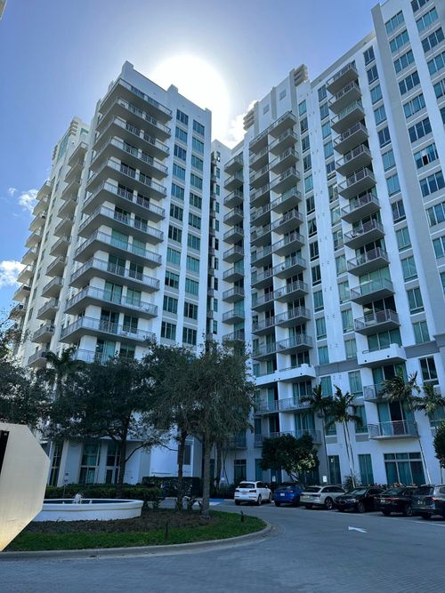 911-300 S Australian Ave, West Palm Beach, FL, 33401-5083 | Card Image