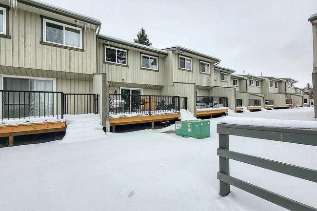 37 - 195 Manora Place Ne, Home with 3 bedrooms, 1 bathrooms and 2 parking in Calgary AB | Image 5