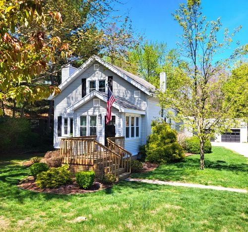 8605 East, Lakeside, MI, 49116 | Card Image