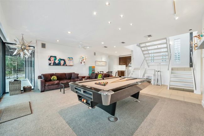 21808 Briarcliff Dr, House other with 4 bedrooms, 4 bathrooms and 8 parking in Spicewood TX | Image 21