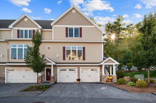 d-14 Manor Dr, Hooksett, NH, 03106-1729 | Card Image