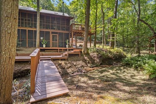 136 Honeysuckle Way, Blue Ridge, GA, 30513-5412 | Card Image