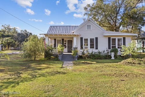 326 E Oak St, Crowley, LA, 70526-5822 | Card Image