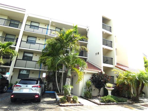 apt-302-116 Lake Emerald Dr, Oakland Park, FL, 33309-6262 | Card Image