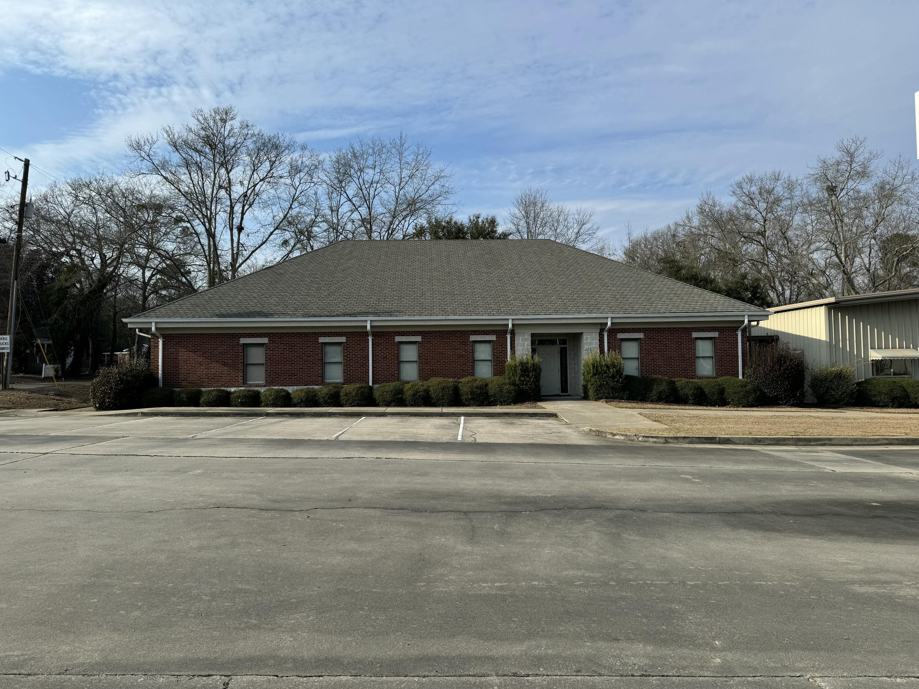 80 Virginia Ave, Barnwell, SC 29812