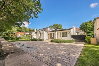 440 Zamora Ave, House other with 3 bedrooms, 2 bathrooms and null parking in Coral Gables FL | Image 2