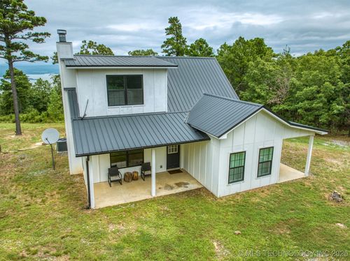 429355 E 1654 Rd, Clayton, OK, 74536-3102 | Card Image