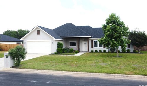 806 34th St, Hondo, TX, 78861-3535 | Card Image